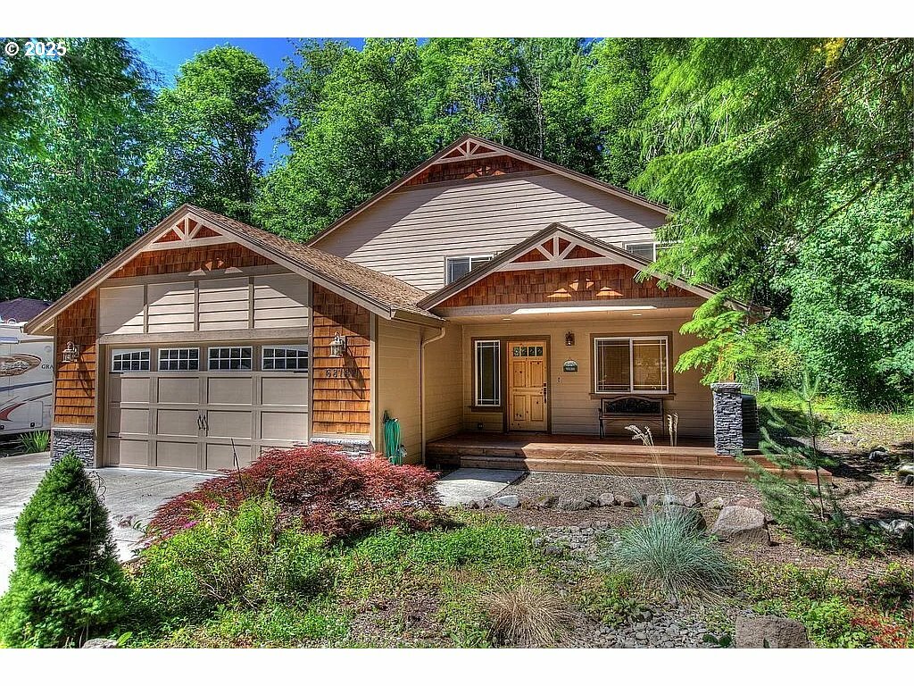 68182 E Twinberry Loop  Welches OR 97067 photo