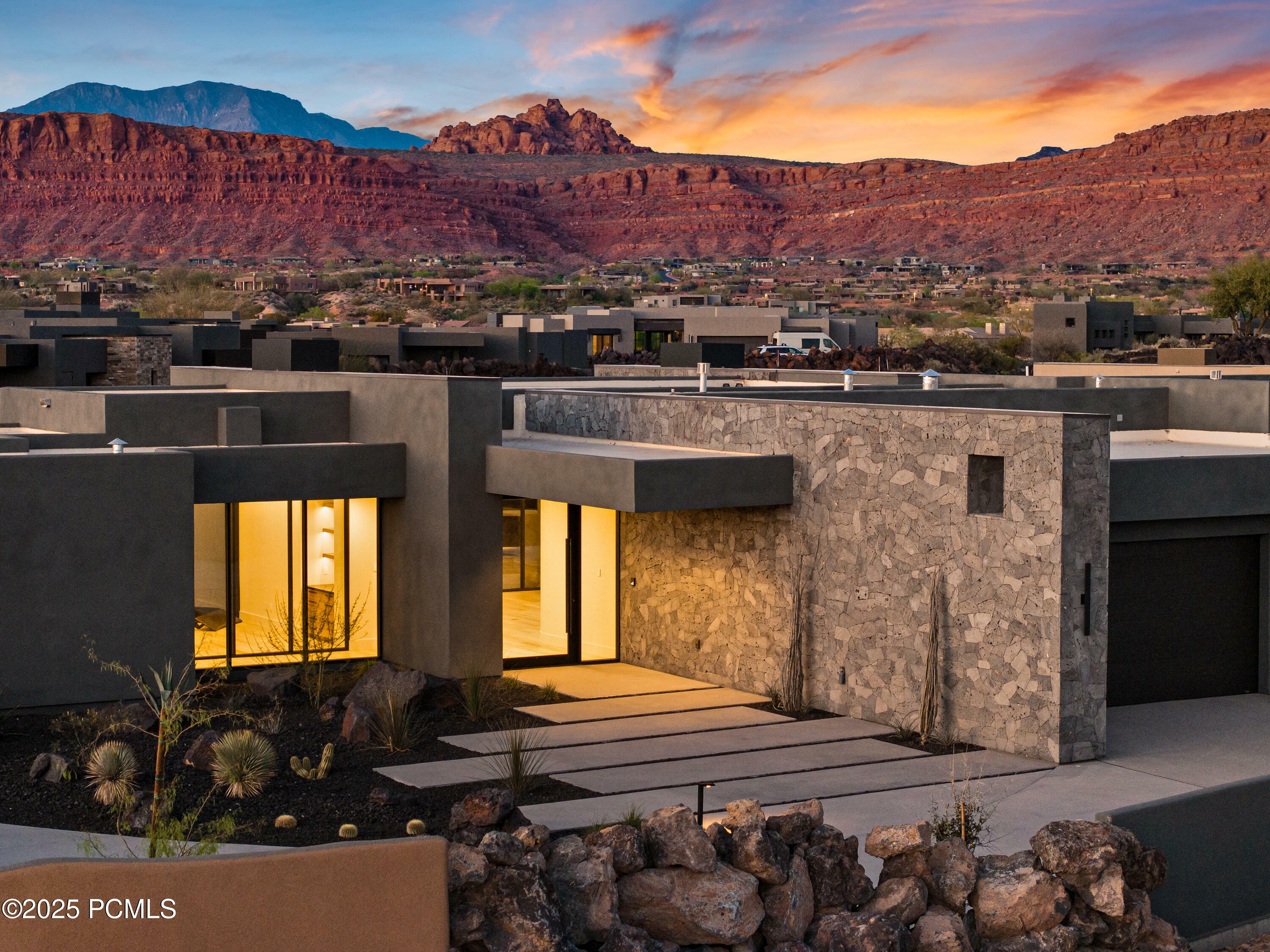 2643 W Mesa Trails Way  Other City - Utah UT 84770 photo
