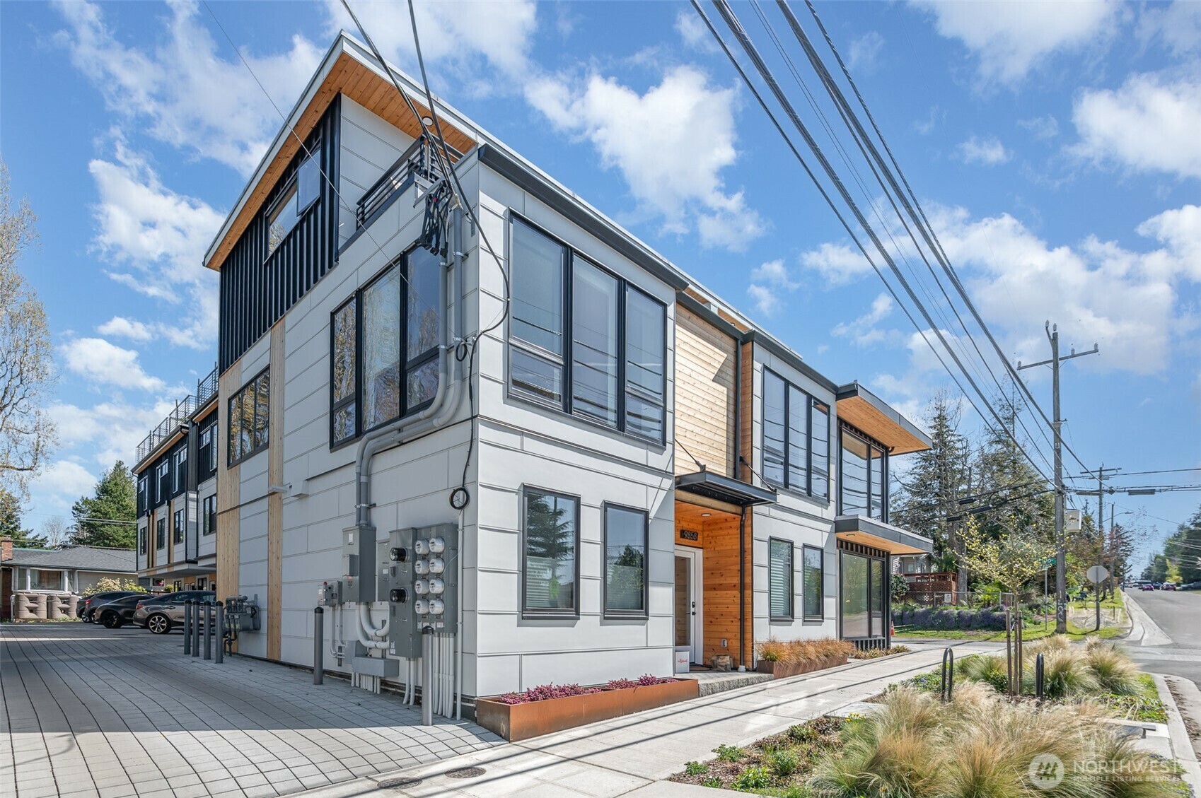 Property Photo: 4226 SW 100th Street WA 98146