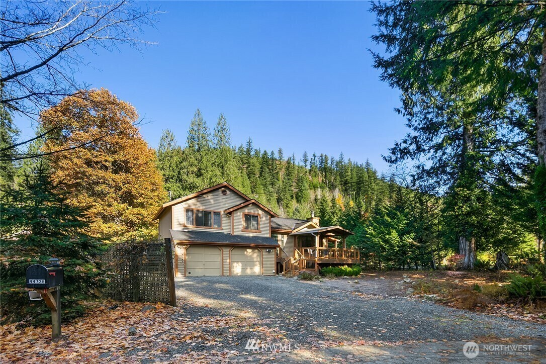 Property Photo: 44726 SE 70th Street WA 98065