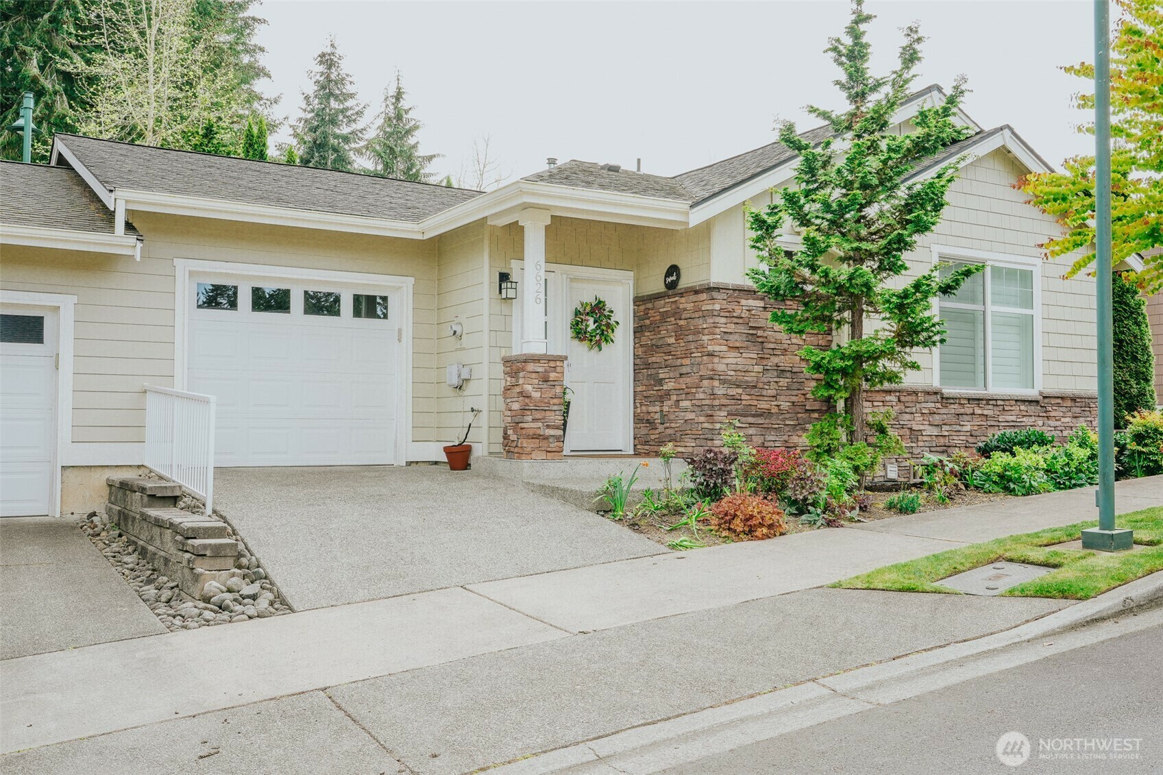 Property Photo: 6626 Hunt Highlands Loop WA 98335
