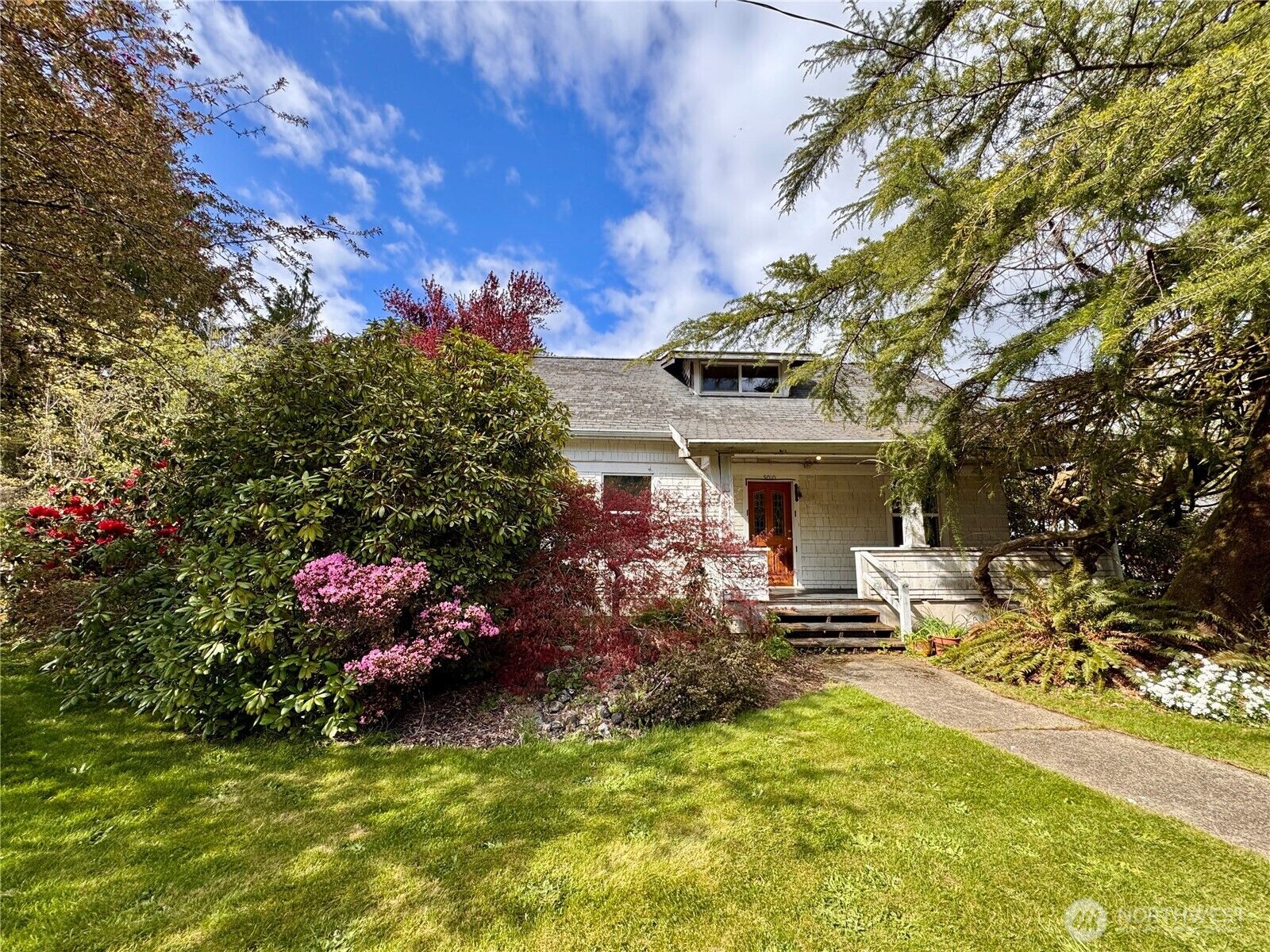 Property Photo:  5010 W Skokomish Valley Road  WA 98584 