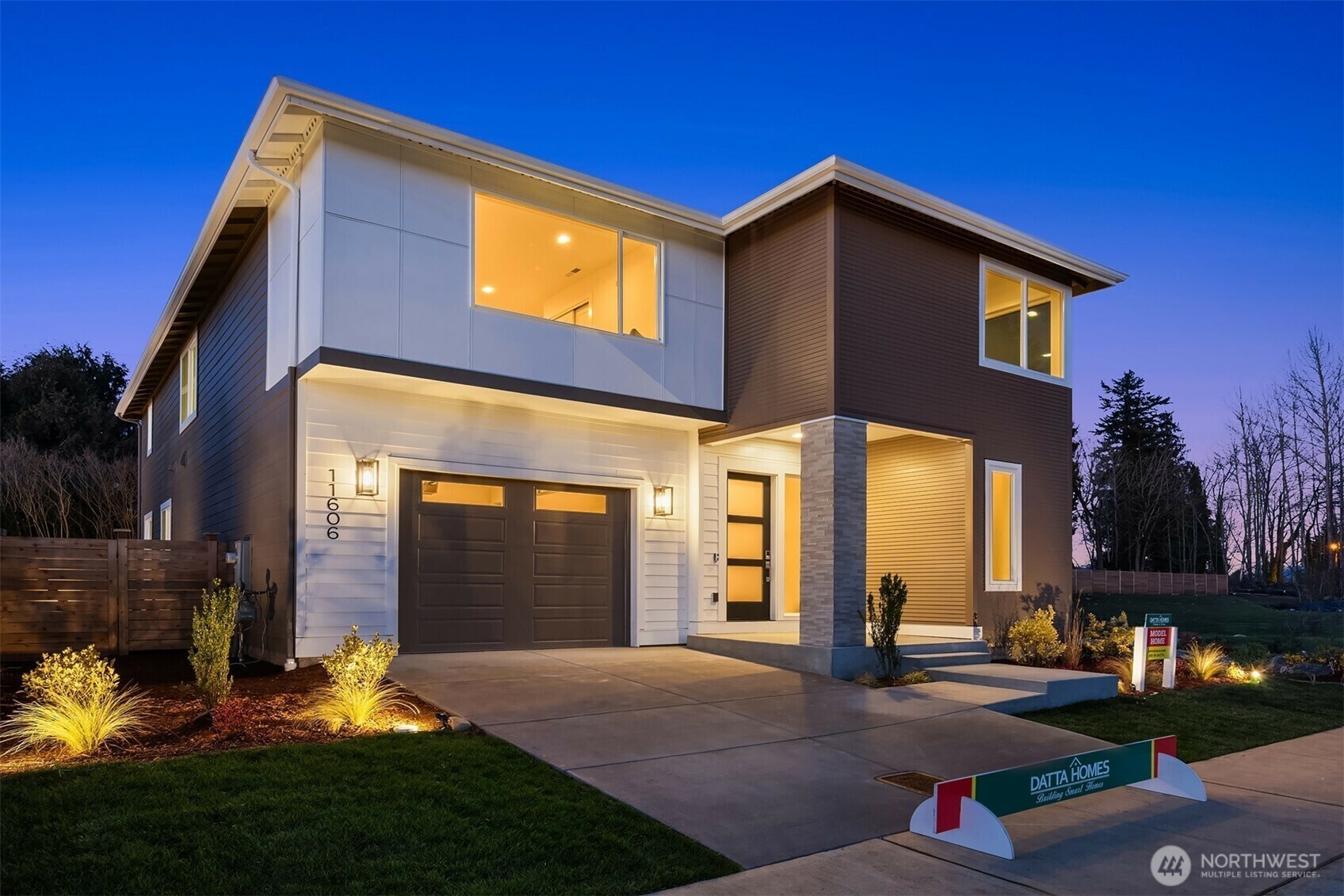 Property Photo: 11612 SE 196 Street 1 WA 98031
