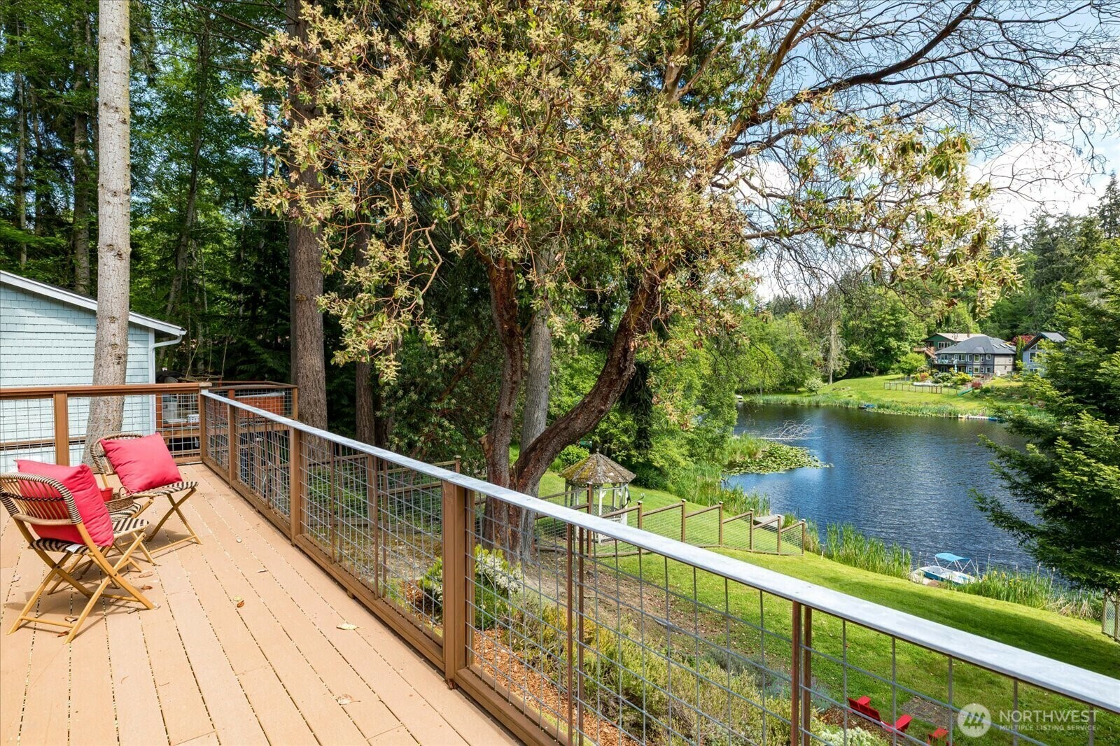 Property Photo: 1069 Honeymoon Lake Drive WA 98253