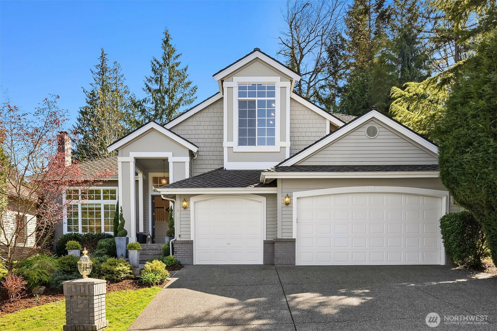 5968  Mont Blanc Place NW  Issaquah WA 98027 photo