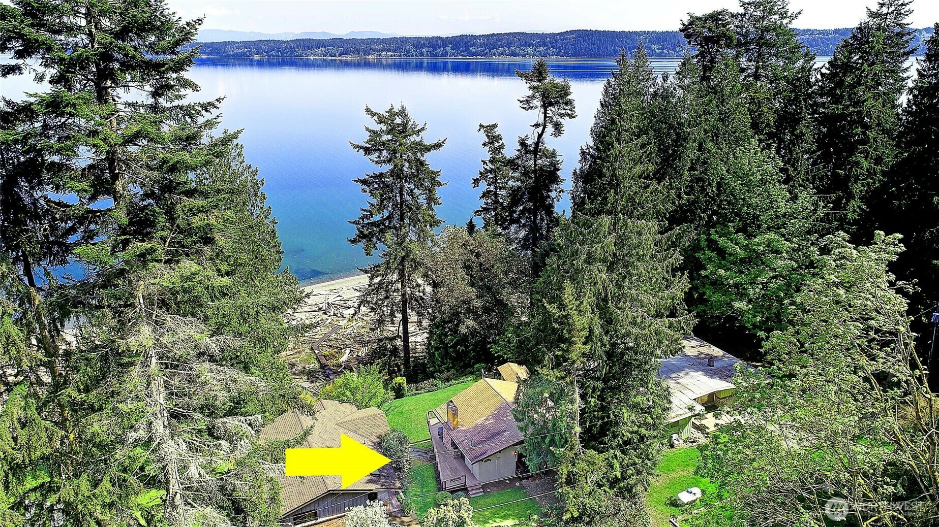Property Photo: 2823 SE Camano Dr WA 98282