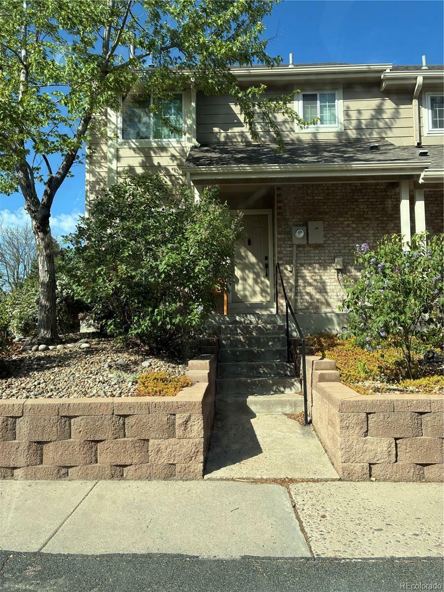 Property Photo: 1470 S Quebec Way 8 CO 80231
