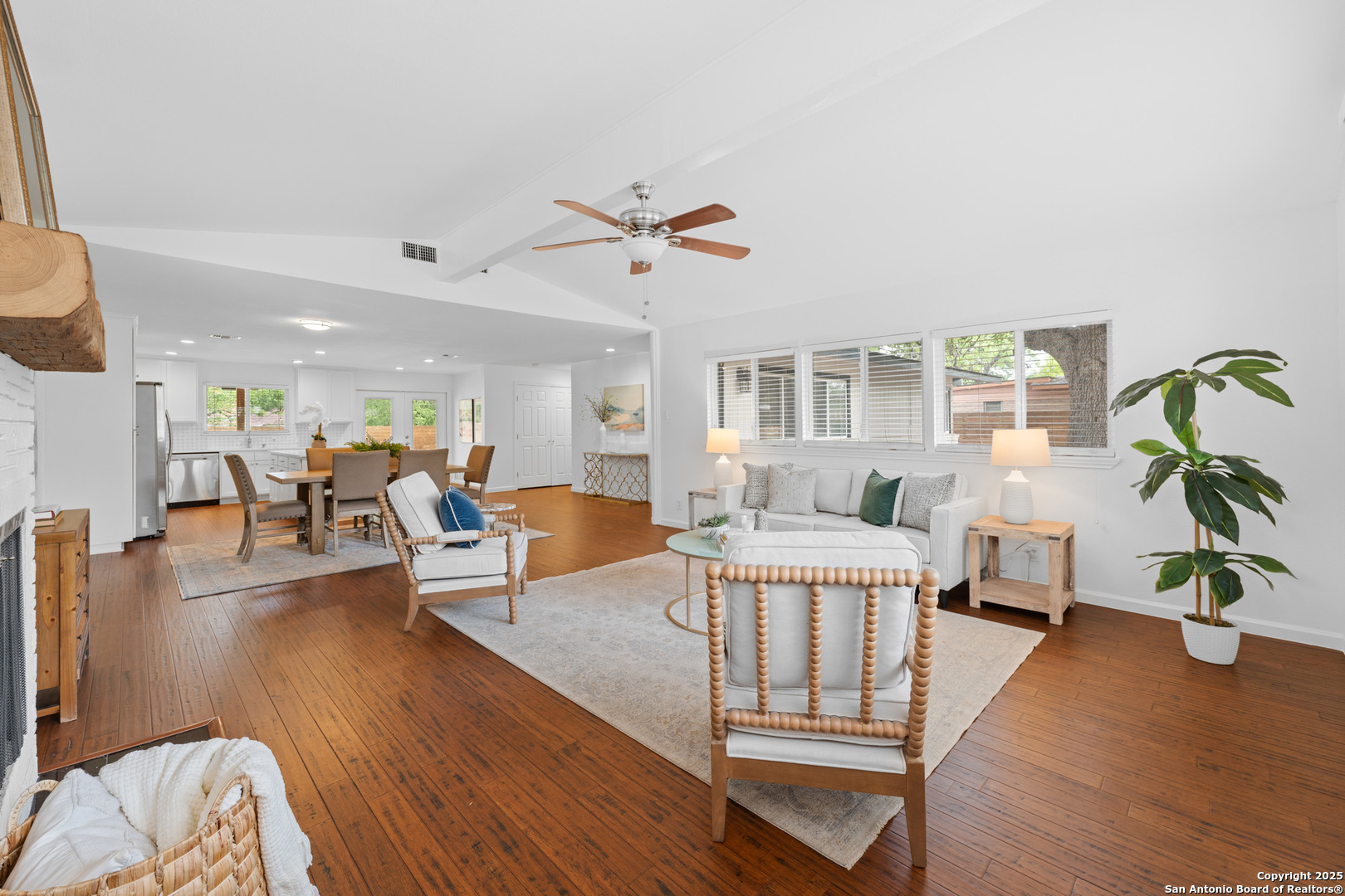 Property Photo: 111 Lemonwood TX 78213