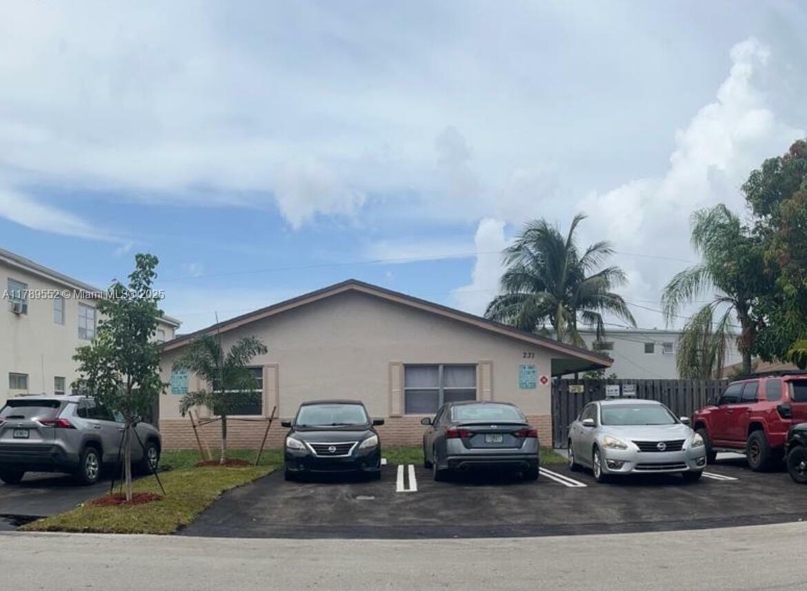 231 SW 8th Ct  Pompano Beach FL 33060 photo