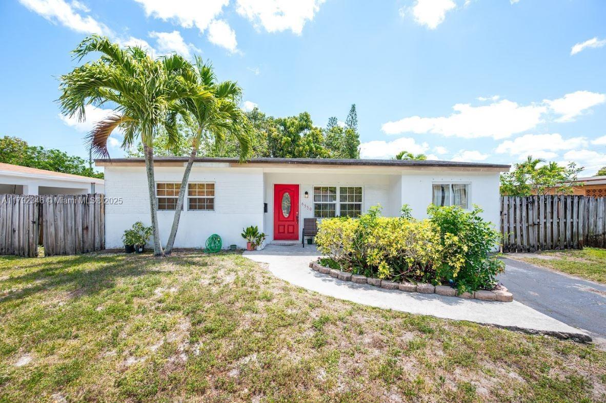 Property Photo:  6550 SW 28th St  FL 33023 