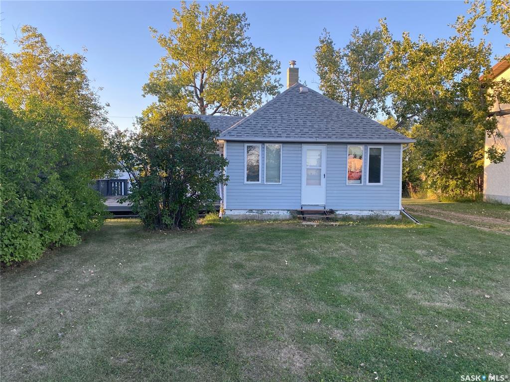 Property Photo:  301 Shurygalo Road  SK S0C 0M0 