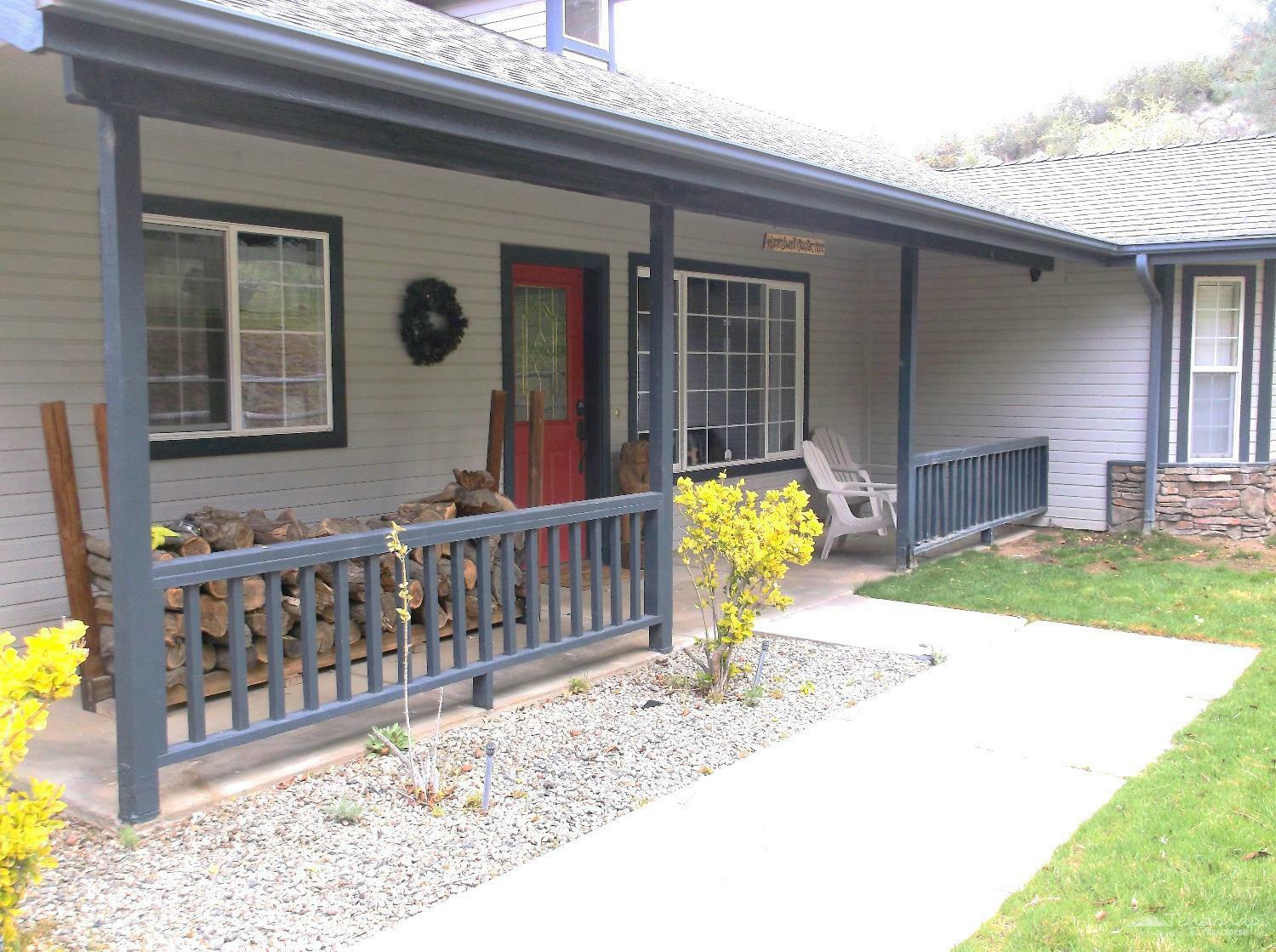 Property Photo: 22550 Shenandoah Place CA 93561