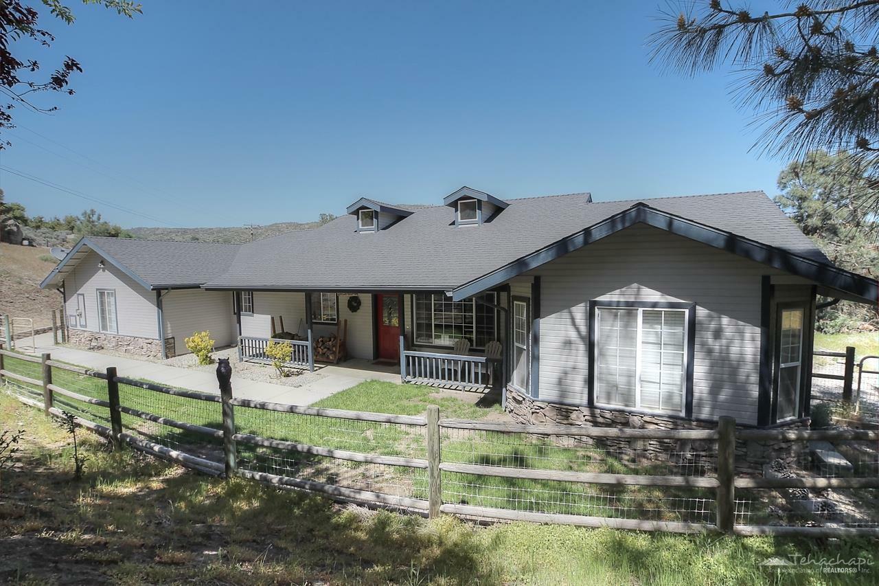 Property Photo: 22550 Shenandoah Place CA 93561