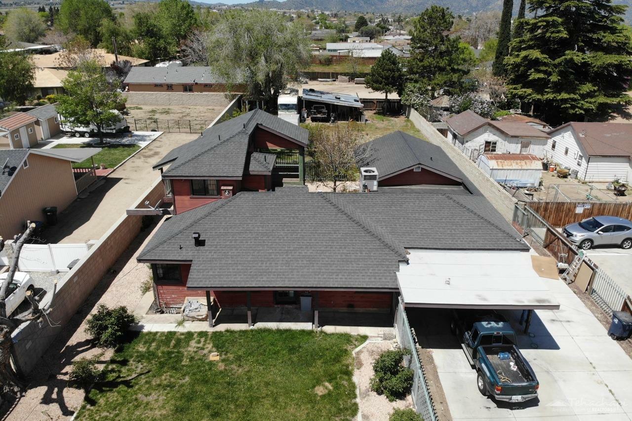 Property Photo: 807 Curry Street CA 93561