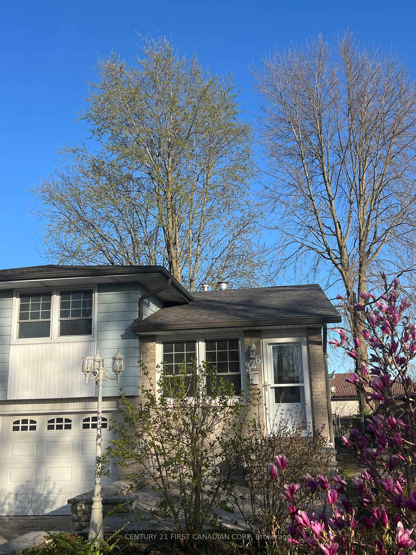 Property Photo: 326 Burns Street ON N7G 1G4