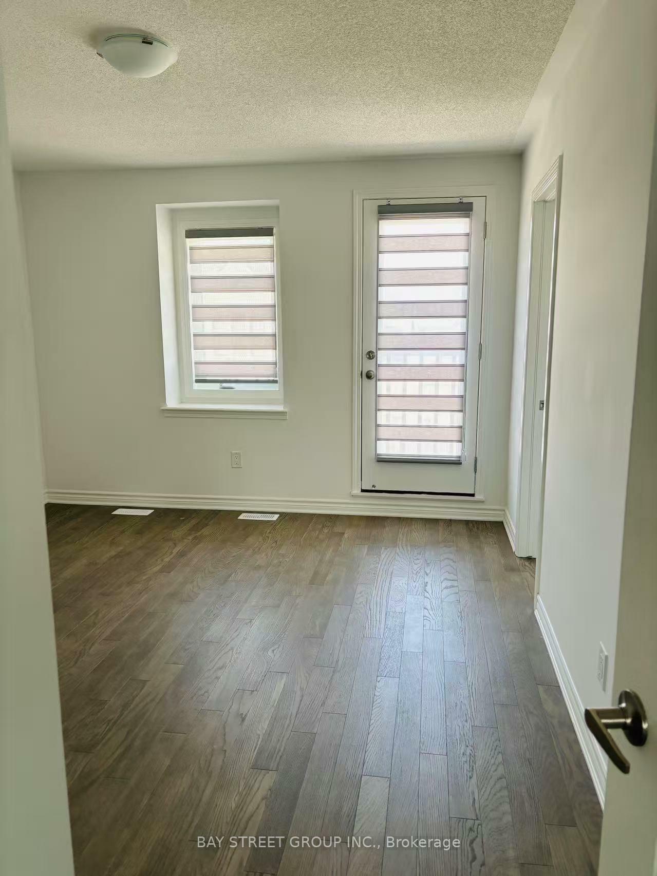 Property Photo: 1374 Ripplewood Avenue ON L6M 4L8