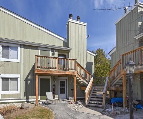 Property Photo:  17 Dawson Drive 29  ON L9Y 5B4 