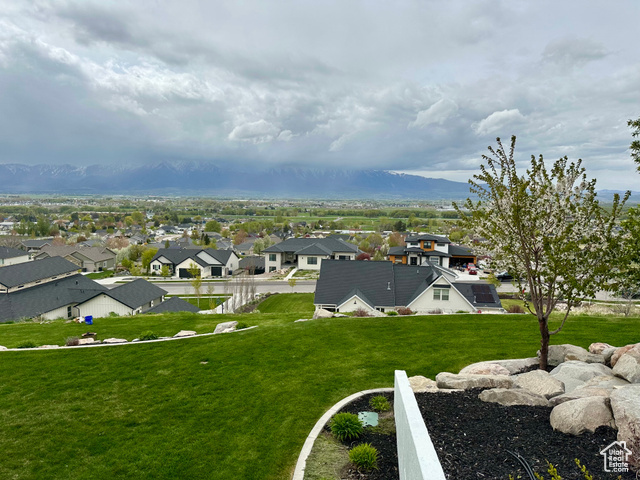 Property Photo: 585 N 300 E UT 84326