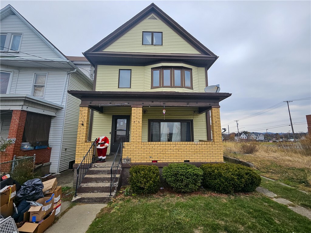 Property Photo: 1517 Beaver St PA 15132