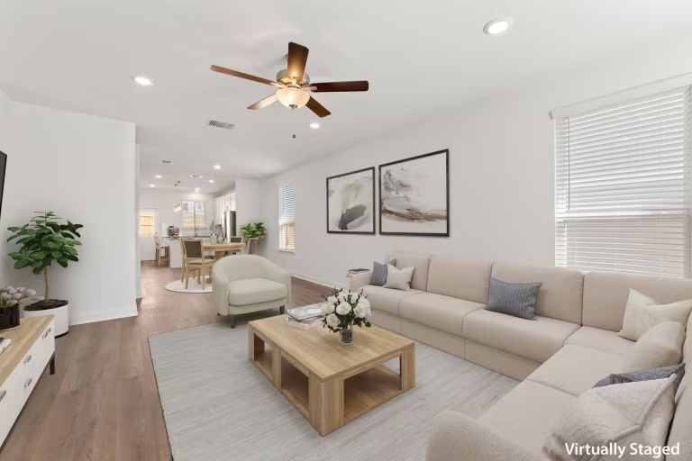 Property Photo: 331 Kapok Street TX 78610
