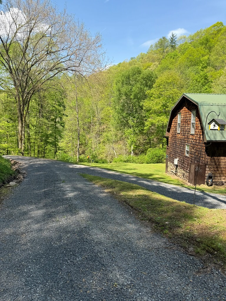 Property Photo: 868 Mini Herb Store Road WV 25951