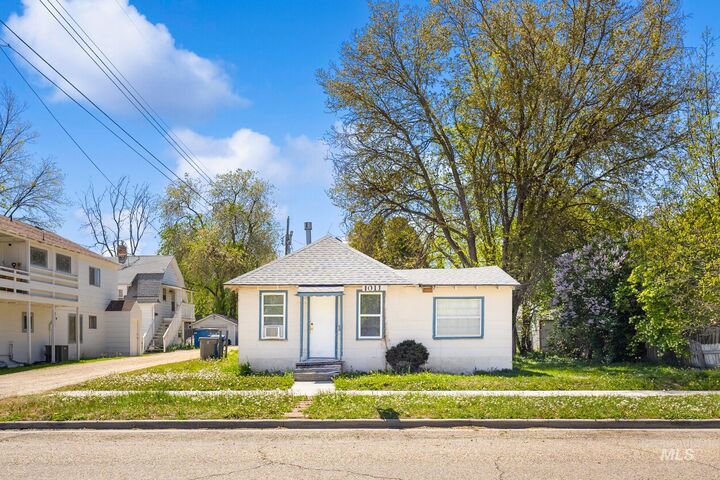1011 9th St  Nampa ID 83651 photo
