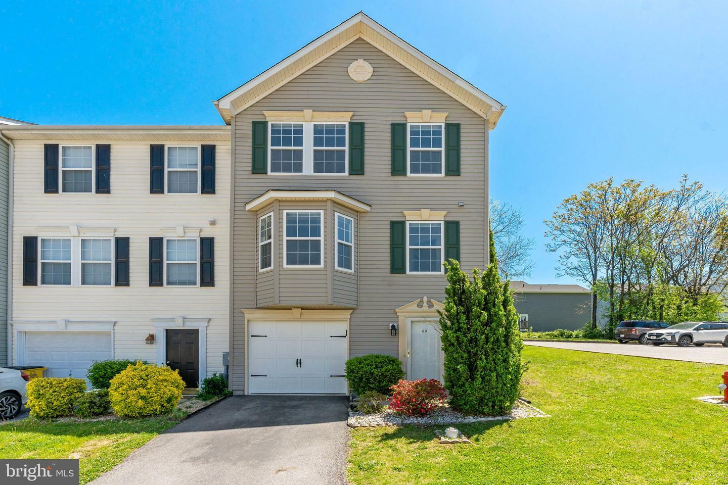 Property Photo: 69 Quince Tree Drive WV 25403