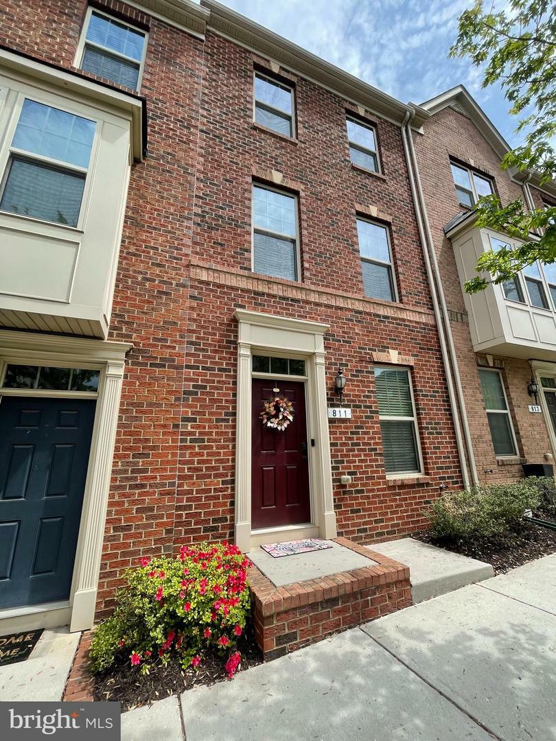 Property Photo: 811 S Macon Street MD 21224