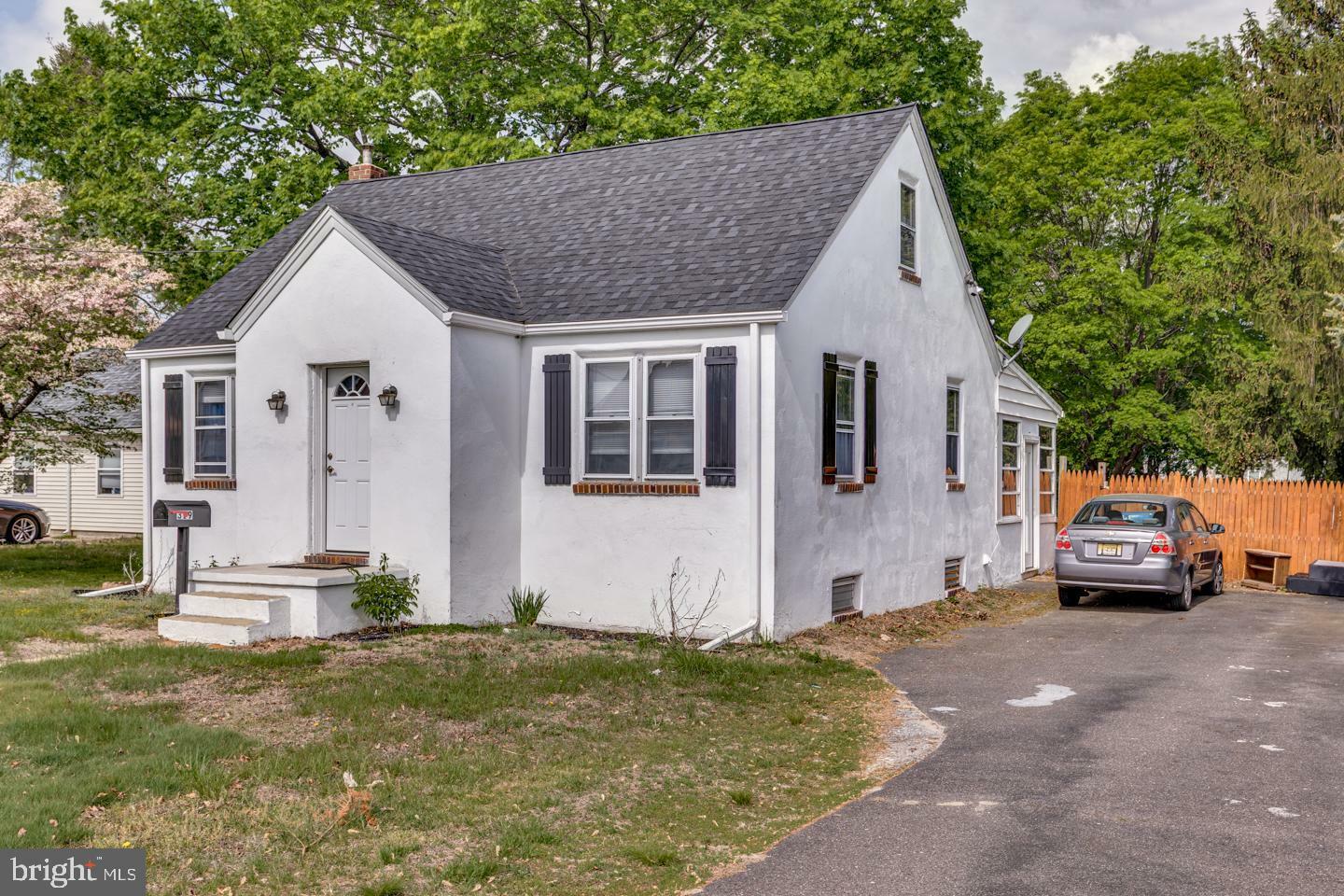 Property Photo: 319 Pine Street NJ 08094