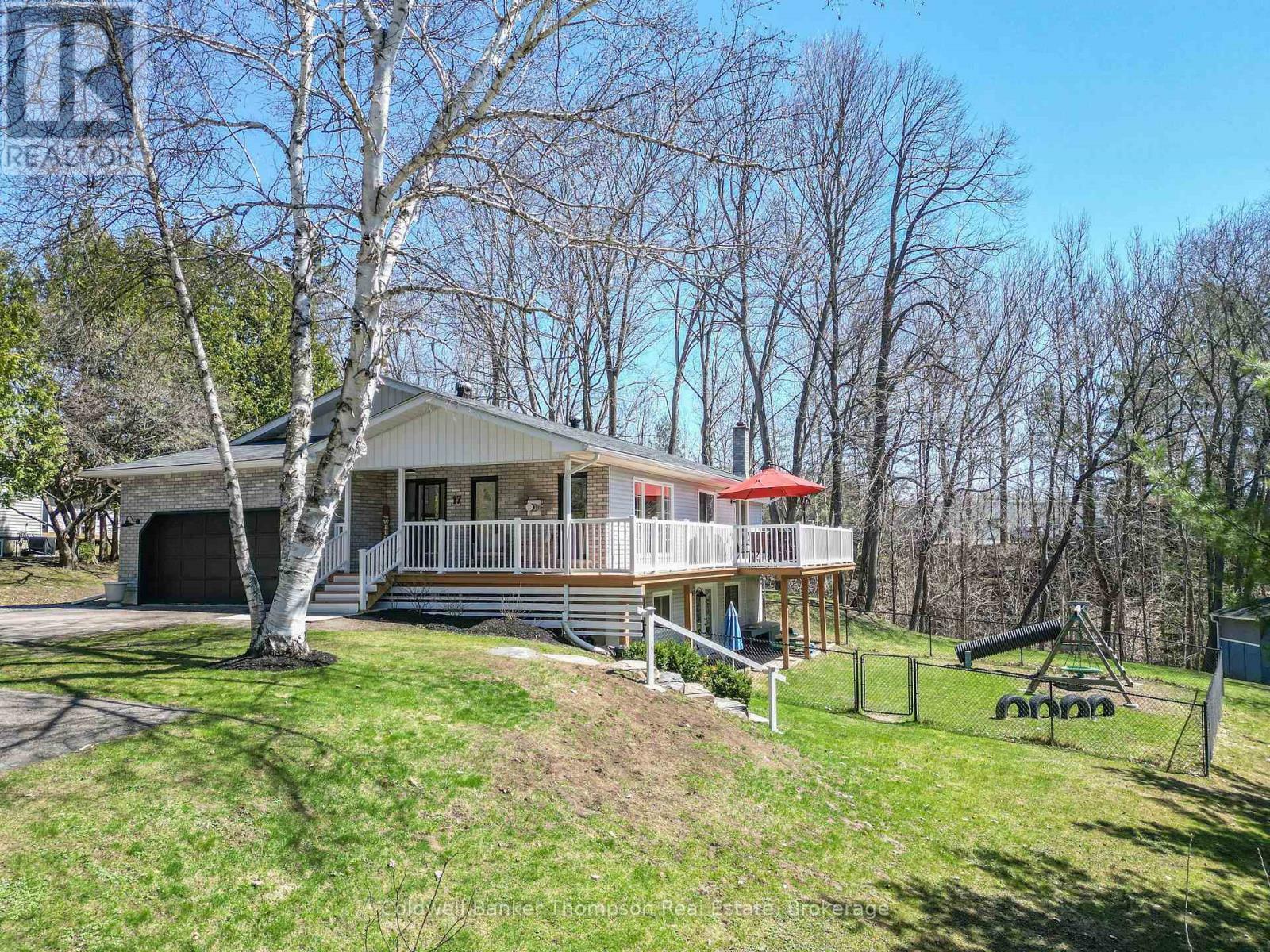 Property Photo: 17 Winona Drive ON P1H 1L9