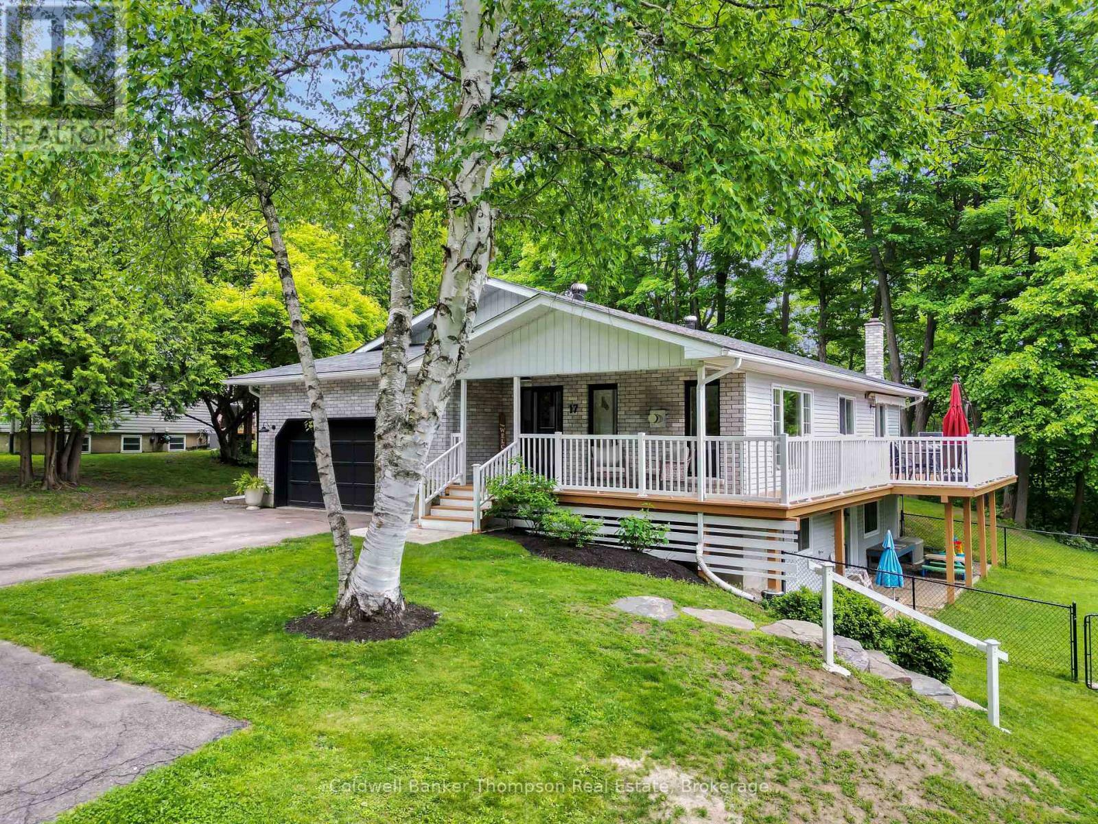 Property Photo:  17 Winona Drive  ON P1H 1L9 