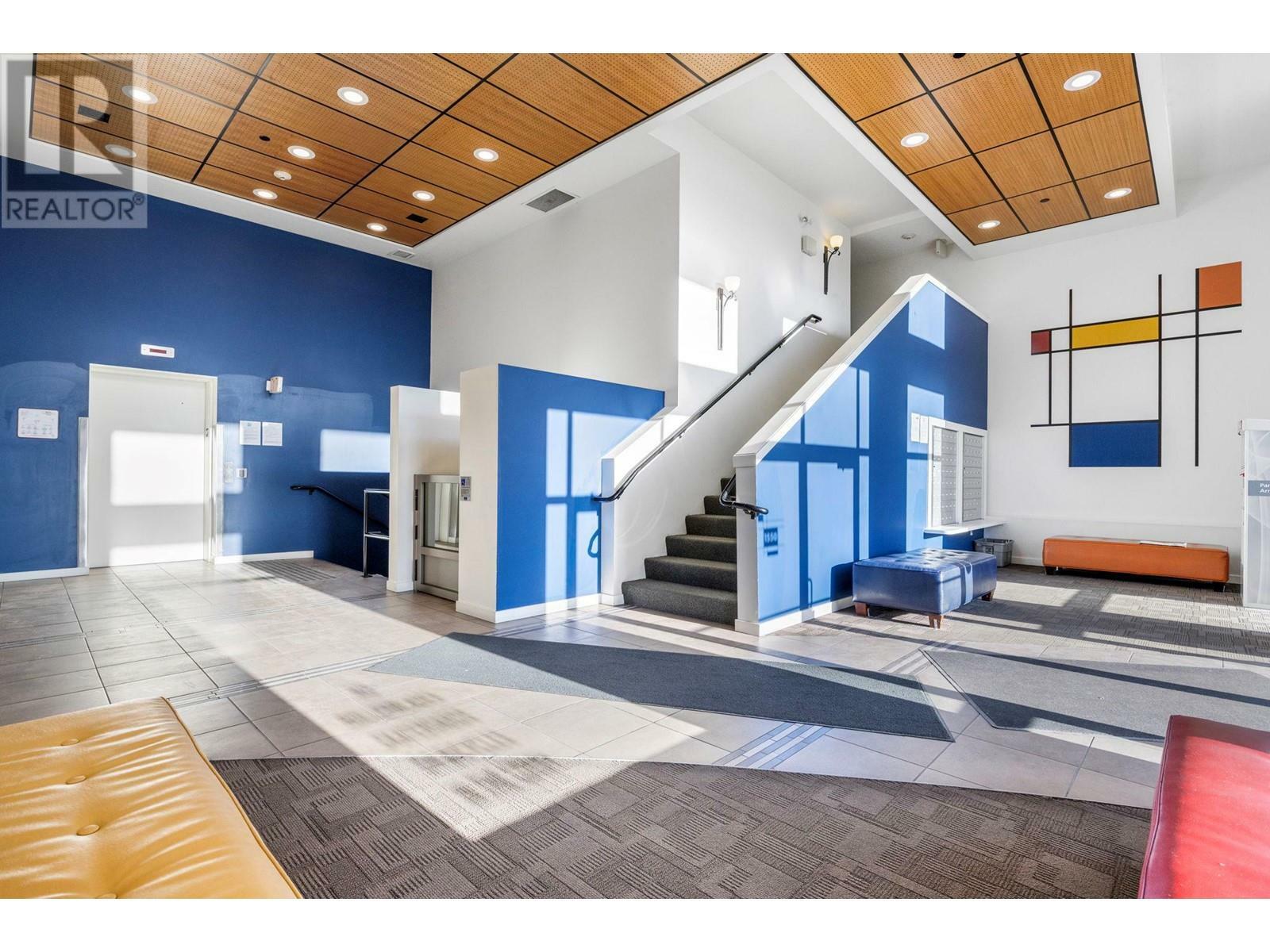 Property Photo: 1550 Dickson Avenue 222 BC V1Y 9Y8