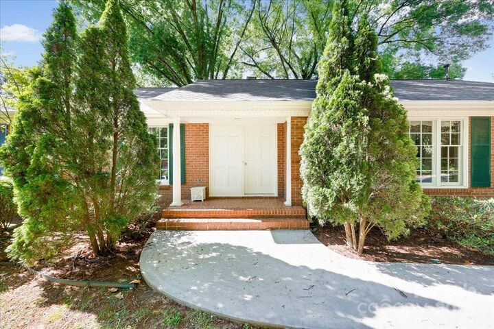 Property Photo:  415 Princeton Drive  NC 28144