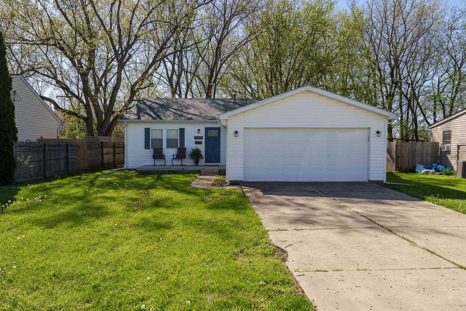 Property Photo: 134 Chrisman Avenue OH 43140