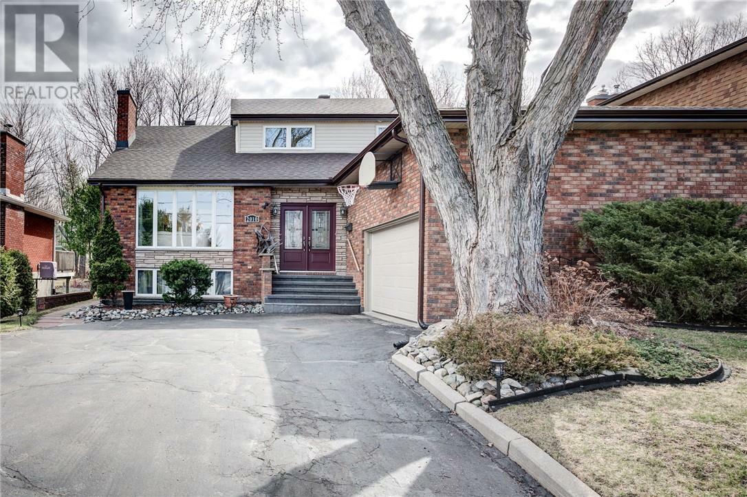 Property Photo: 2010 Armstrong Street ON P3E 4W1