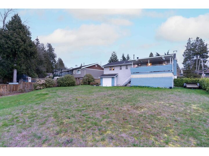 Photo de la propriété:  11275 Kendale  BC V4C 3P8 