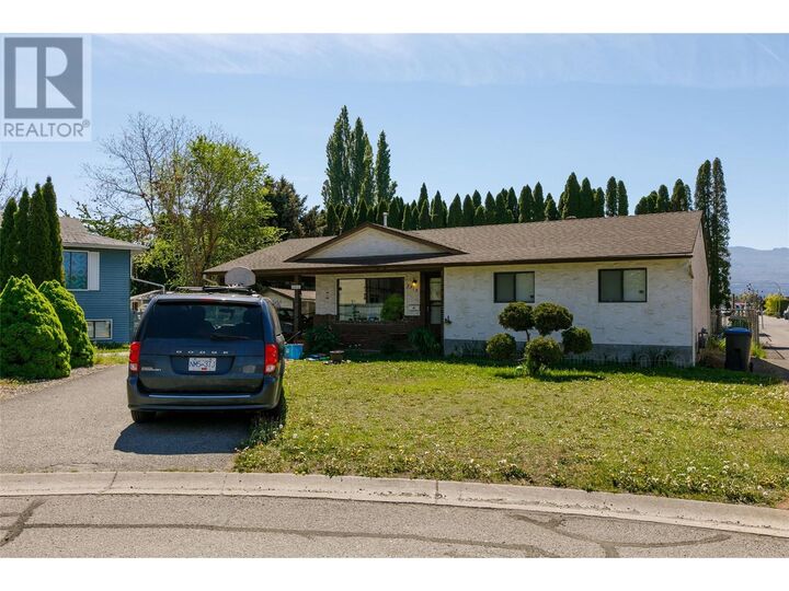 2913 Bouvette Street  Kelowna BC V1Y 3K5 photo