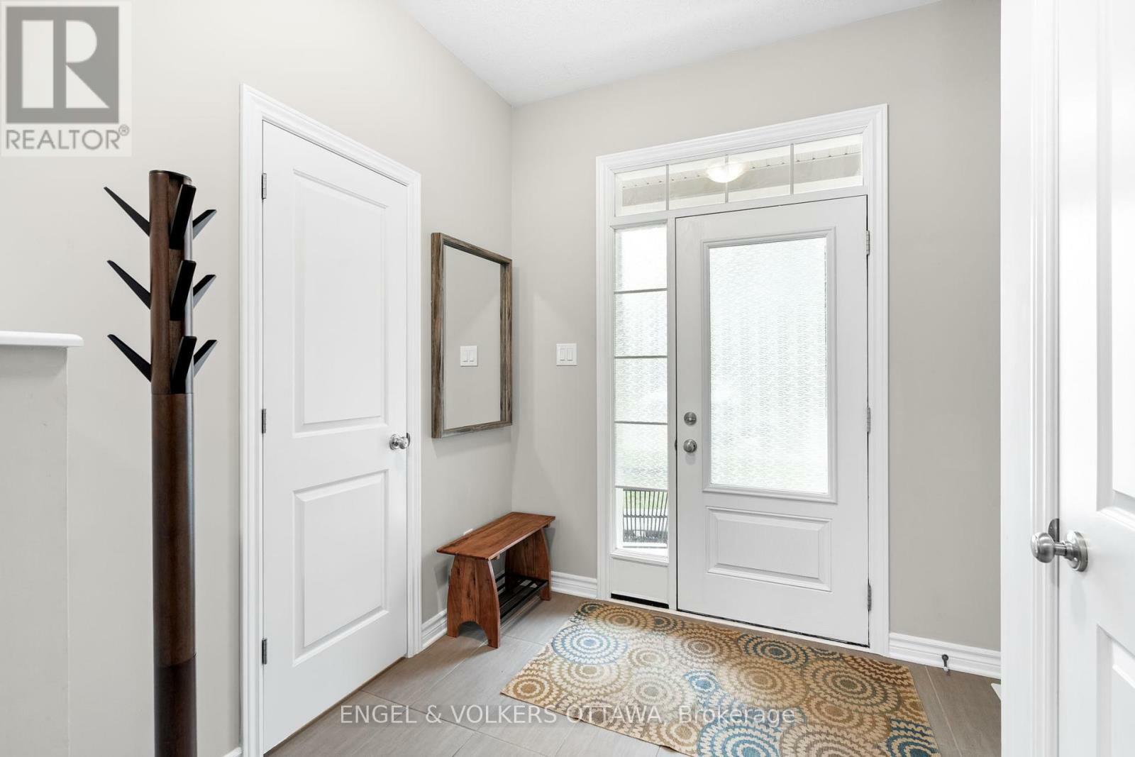 Property Photo: 3499 Woodroffe Avenue ON K2G 7A6