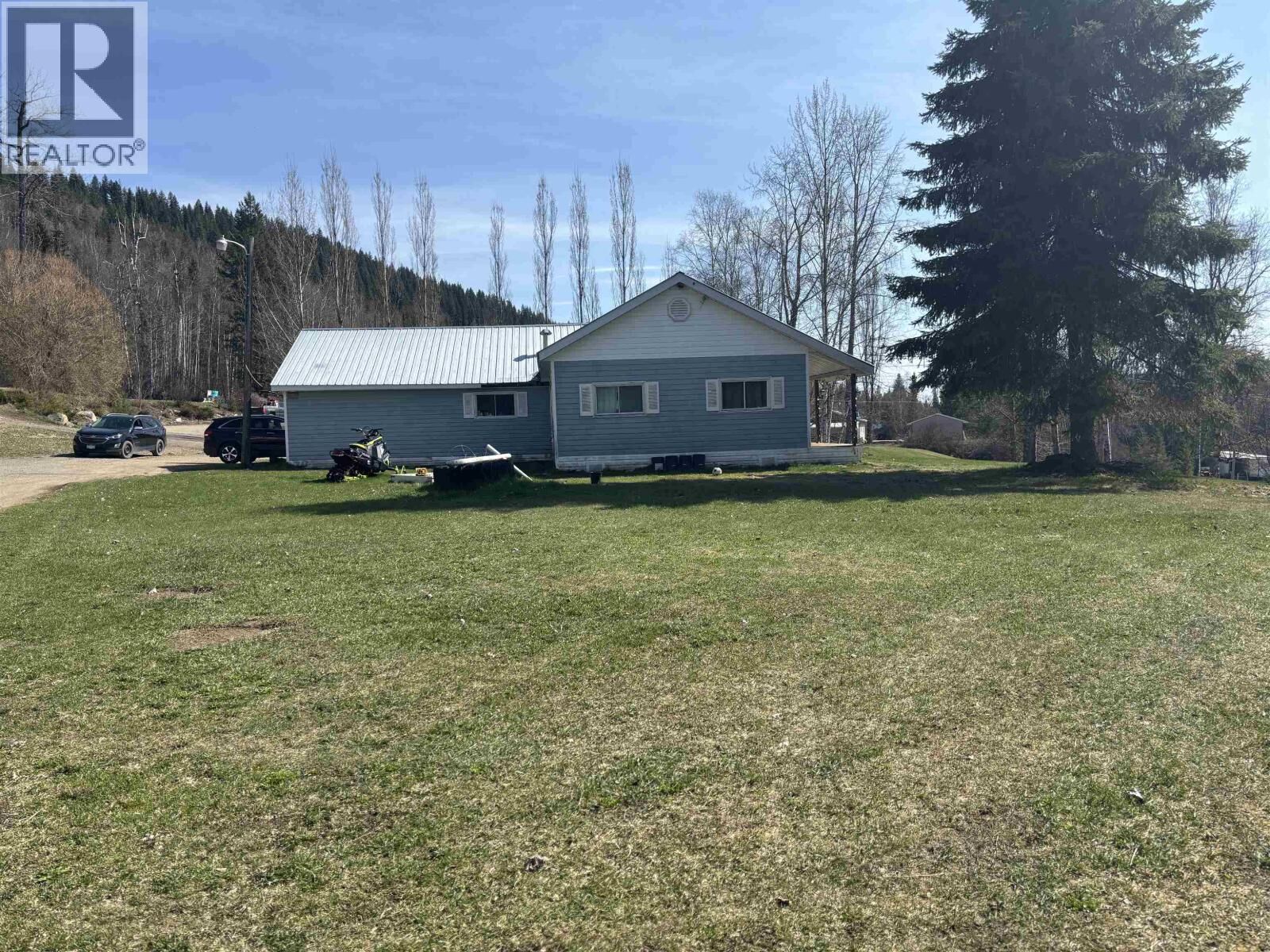 Property Photo: 6162 Cedar Creek Road BC V0L 1N0