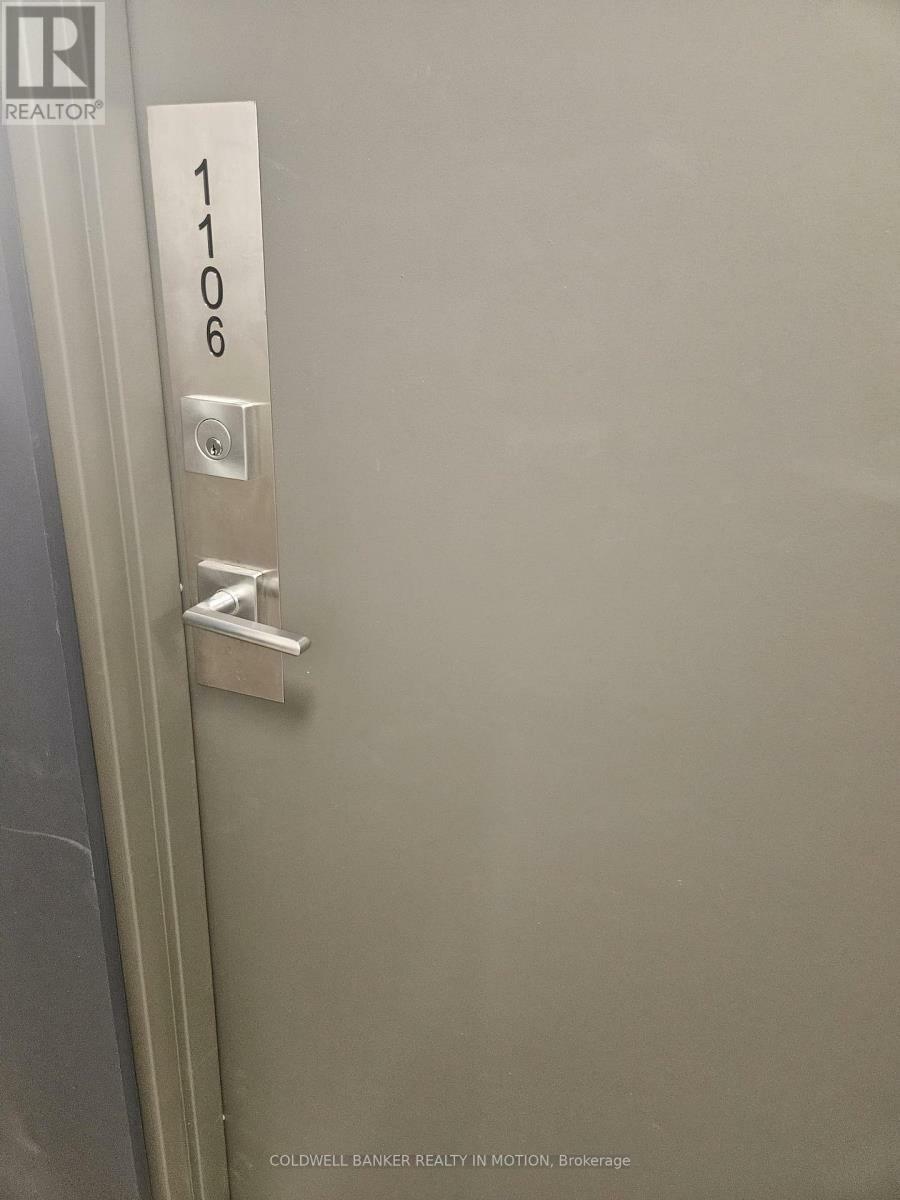 Photo de la propriété: 15 Ellerslie Avenue 1106 ON M2N 5P6