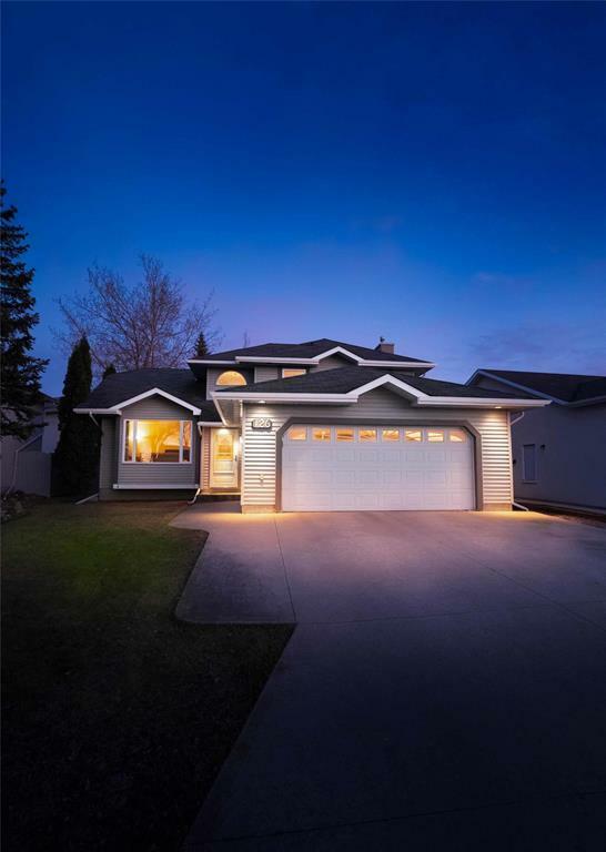 Property Photo: 126 Trudell Bay MB R2C 4X5