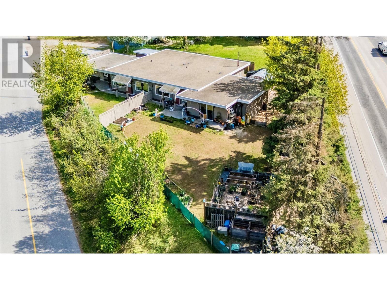 714 12th Street  Castlegar BC V1N 2K3 photo
