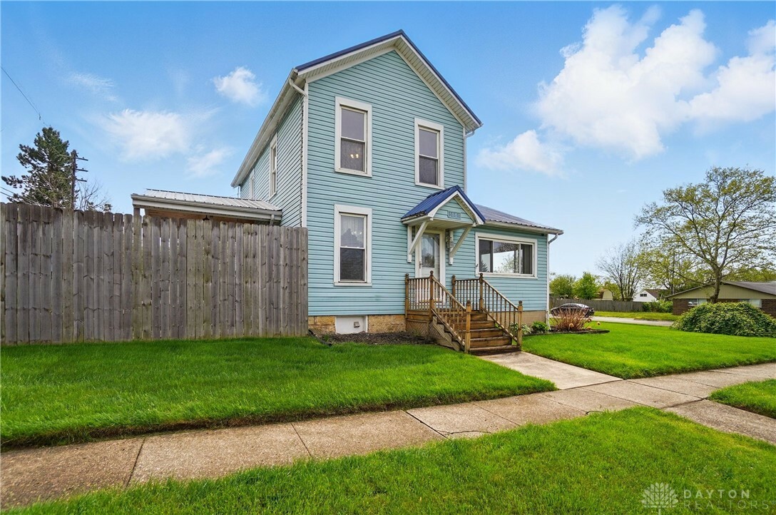 Property Photo: 6000 Chambersburg Road OH 45424