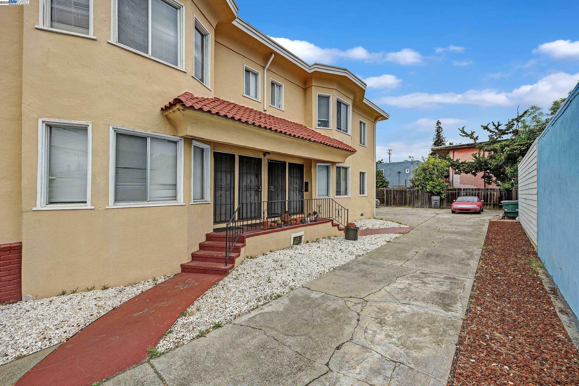 Property Photo: 6000 Macarthur Blvd. CA 94605