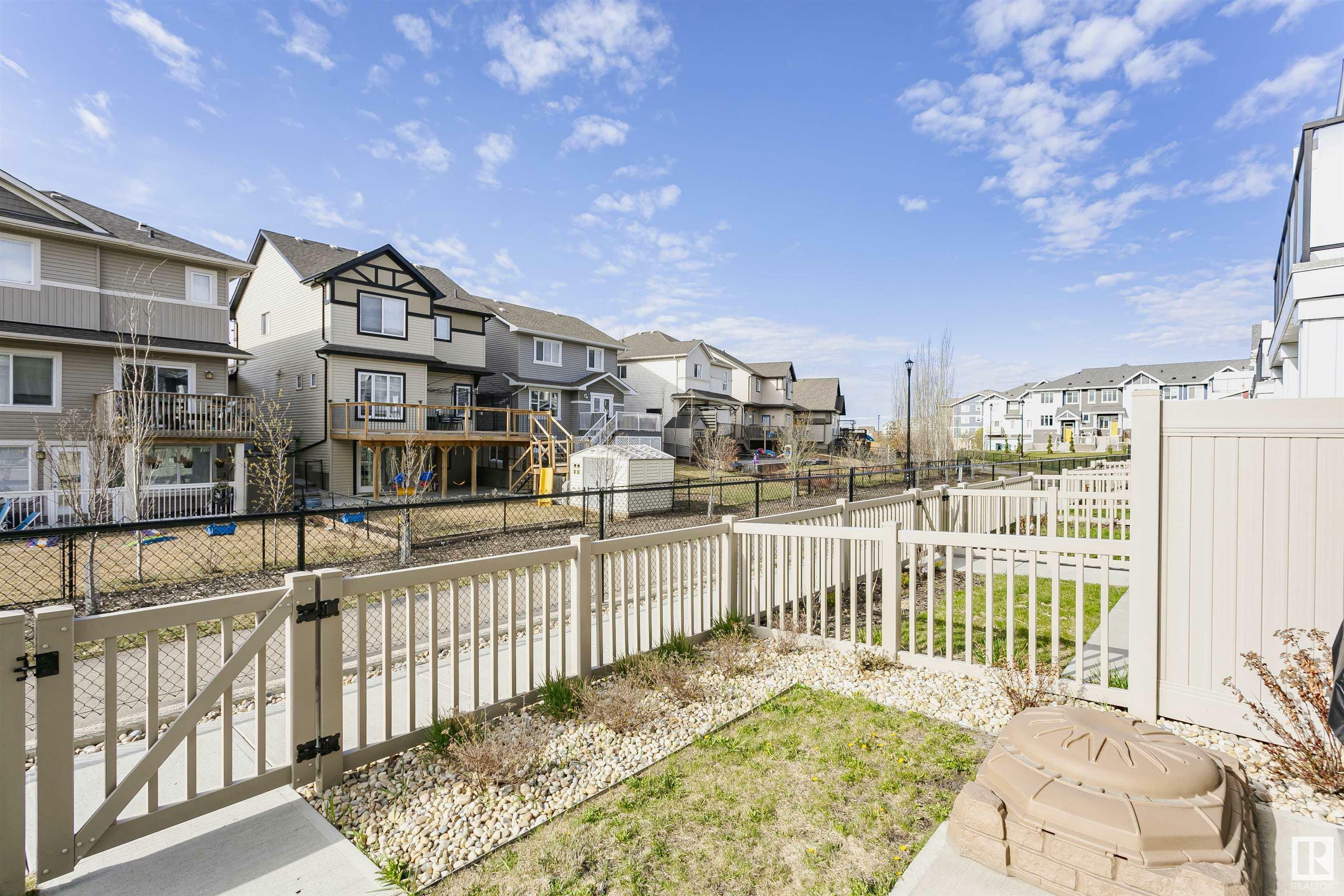 Photo de la propriété: 2905 141 Street SW 46 AB T6W 3W4