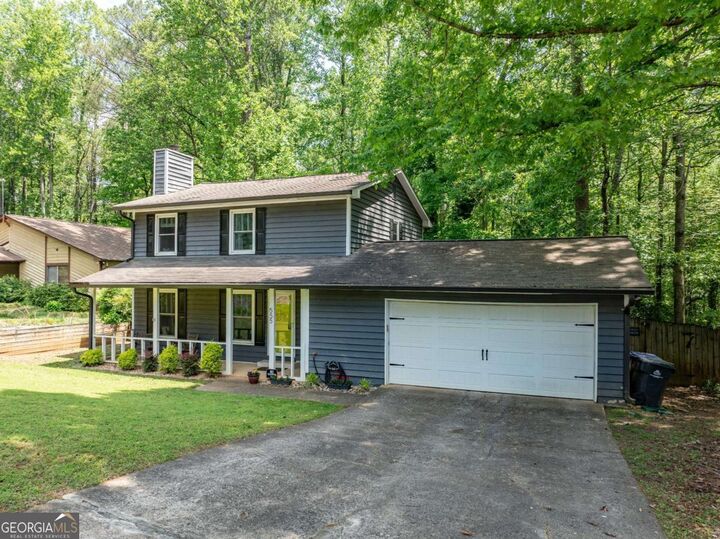 Property Photo:  555 Creekwood Crossing  GA 30076 