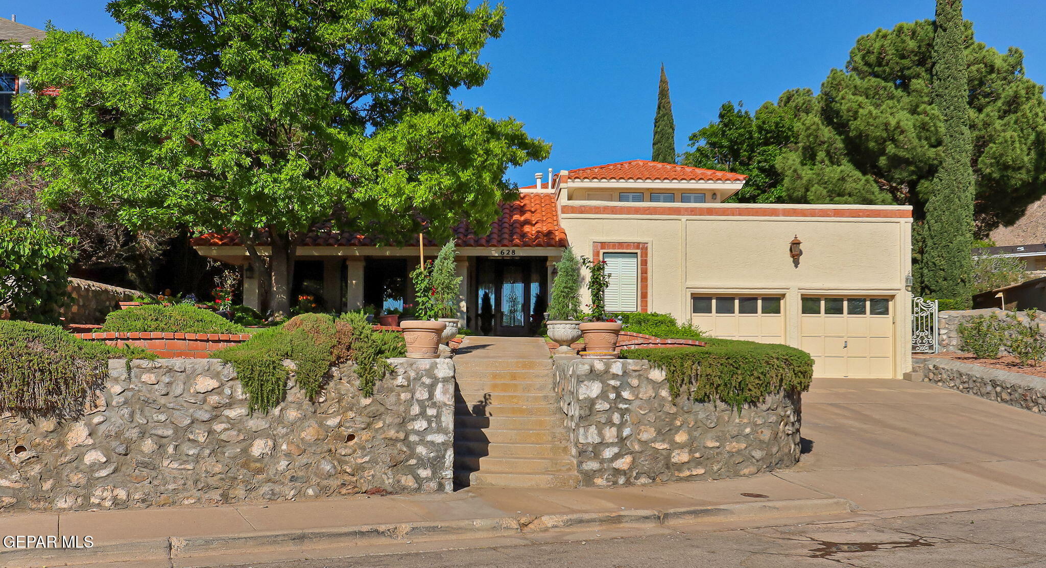 Property Photo: 628 Spring Crest Drive TX 79912