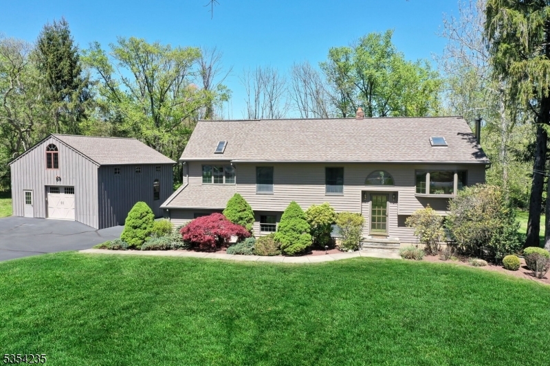 18 Bissell Road  Tewksbury Twp. NJ 08833 photo