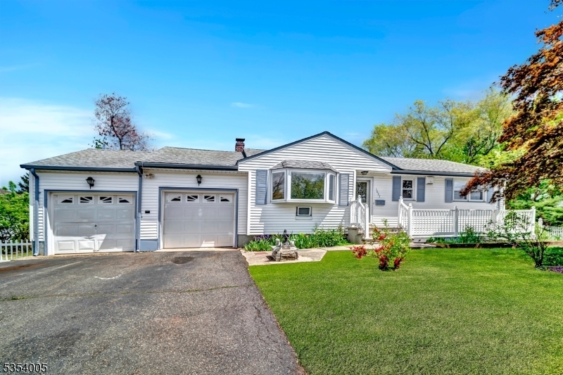 Property Photo:  1037 Charter St  NJ 08854 