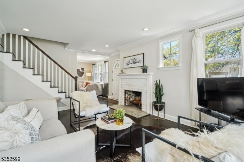 Property Photo: 33 Maple Ave NJ 07052